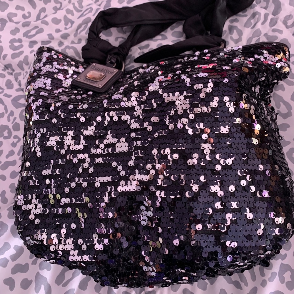 Simply Vera. Vera wang sequin purse